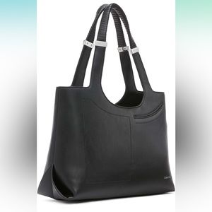 NEW WITH TAGS CAVIN KLEIN PURSE!!!!!